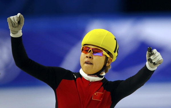 Wang Meng wins 1000m at short-track speedskating worlds