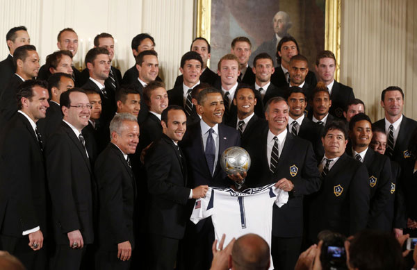 Obama hosts 2012 MLS, NHL Cup winner at White House