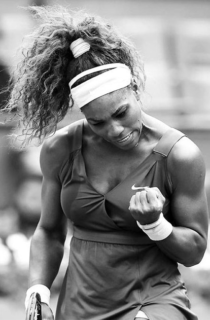 Serena buries Paris misery