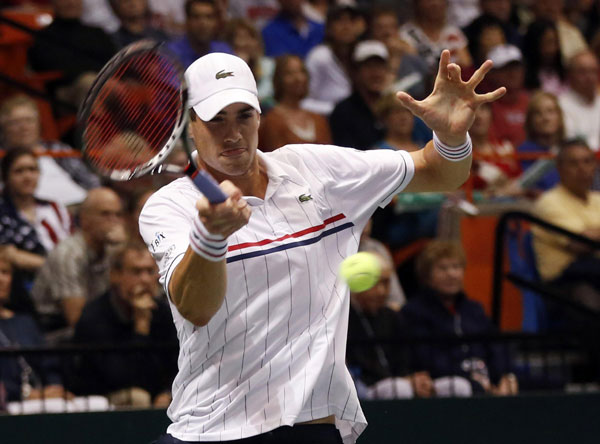 Isner shows way for young Americans