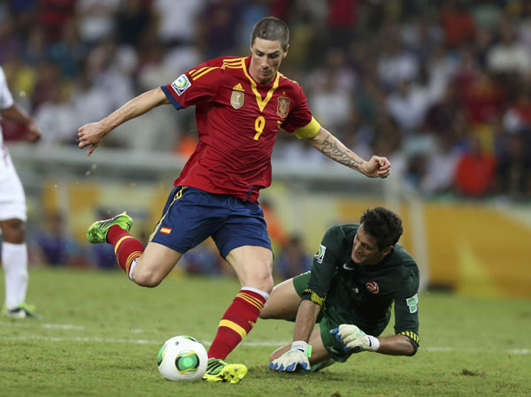 Torres hits four as merciless Spain crush Tahiti 10-0