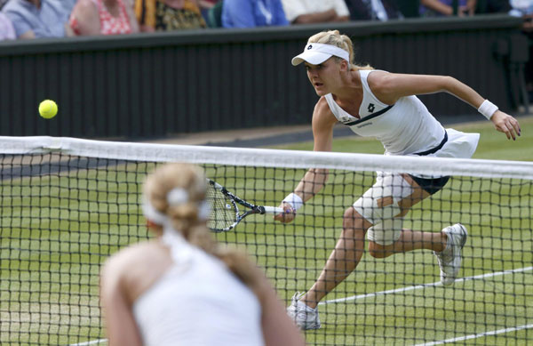 Force Lisicki too strong for wily Radwanska in epic semi