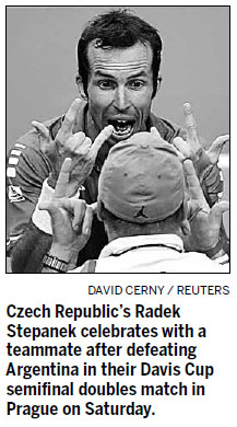 Czechs return to Davis Cup final; Canada on brink