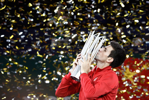 Djokovic retains Shanghai Masters title