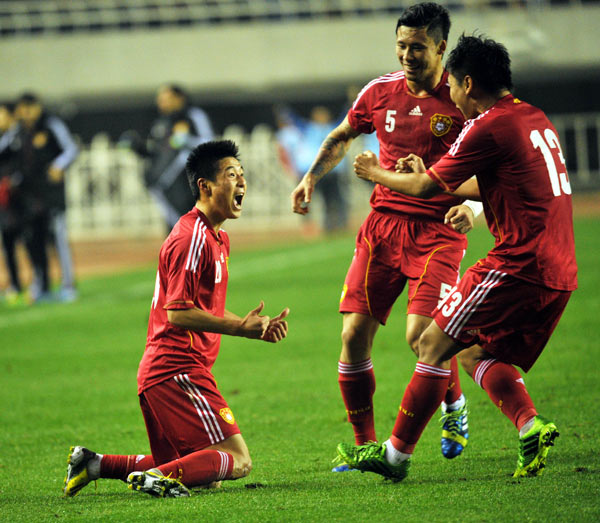 Wu Lei goal keeps alive China's hope in Asian Cup
