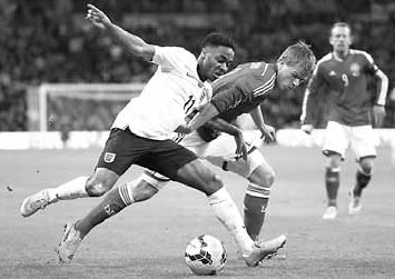 Young lions draw Hodgson's praise