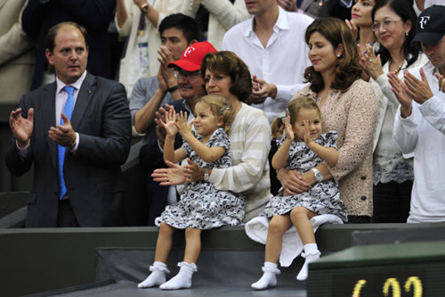 Federer withdraws from Madrid as new twins born