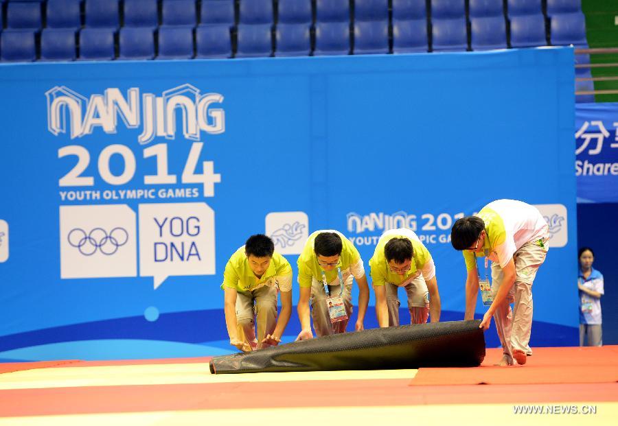 Volunteers train for upcoming Youth Olympic Games