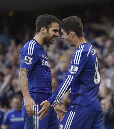 Chelsea see off QPR, Saints and Arsenal also win