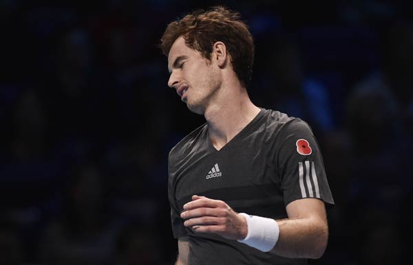 Federer thrashes Murray at ATP Finals