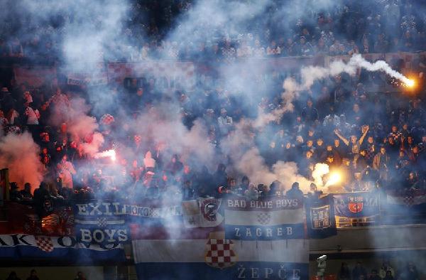 Crowd trouble mars Croatia draw with Italy
