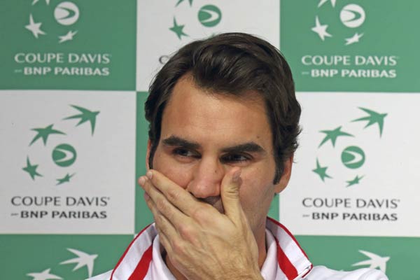Federer's back is key in Davis Cup final