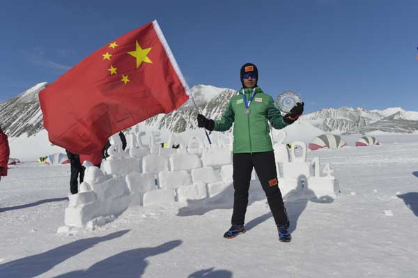 Chinese runner to finish 100 marathons in 100 days