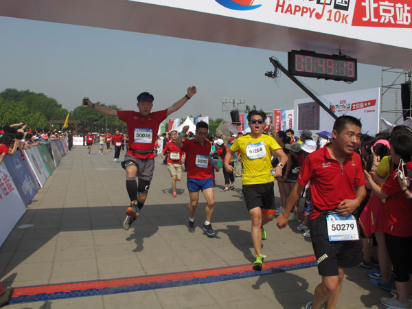 Happy 10k run fuels up the running passion in Beijing