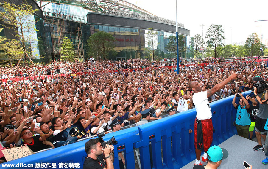 Kobe Bryant frenzy grips Guangzhou