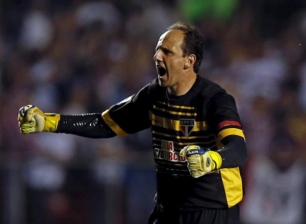 Former keeper Ceni joins Brazil coaching staff for Copa America