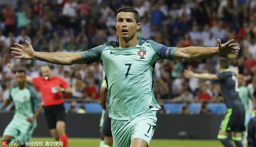 Ronaldo powers Portugal into Euro 2016 final