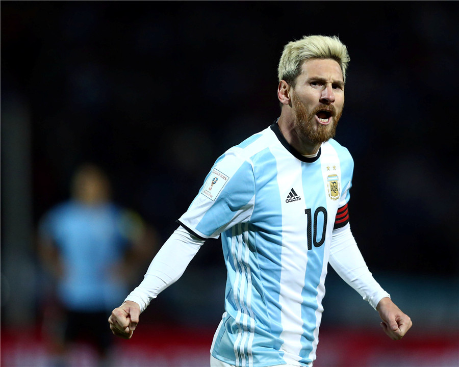 Messi helps Argentina beat Uruguay in World C