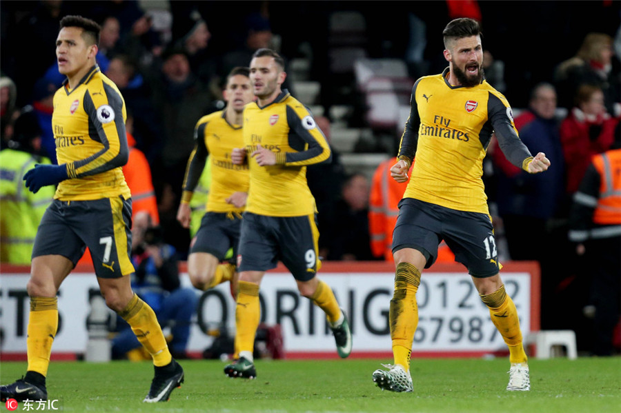 Giroud earns Arsenal a point after thrilling comebacka