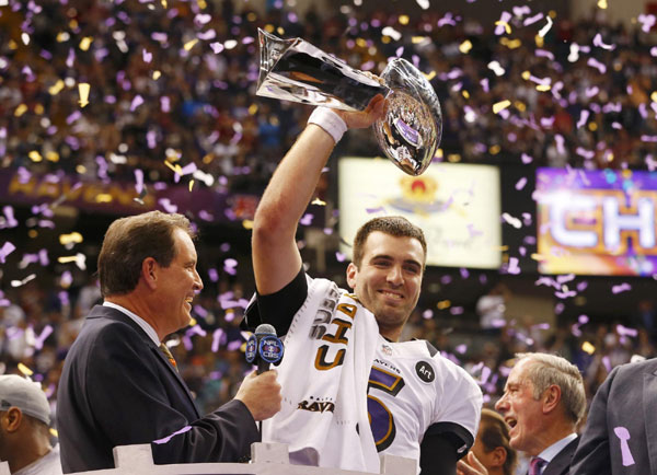 Ravens survive 49ers rally, power outage to win Super Bowl