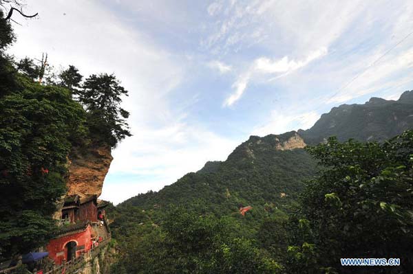 Experiencing unique Taoist culture in Wudang Mountain