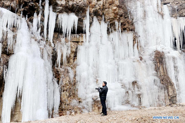 Scenery of Taihang Mountains' icefall