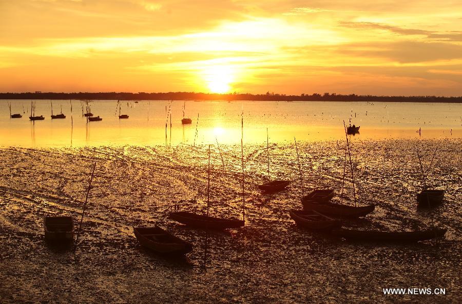 Sunset scenery in Sanjiang town, Haikou