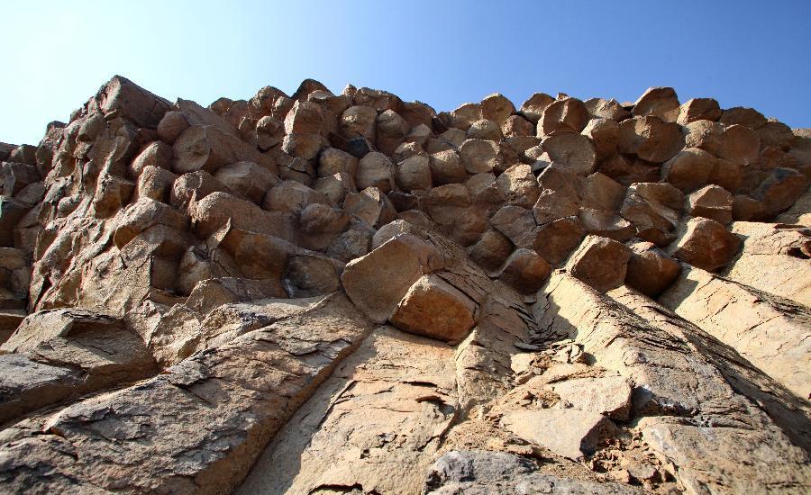 Large amount of basalt columns seen in Hebei