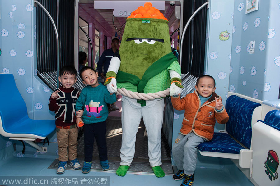 Children's theme tram starts operation in Guangzhou