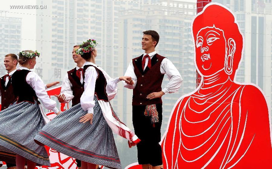 Heluo cultural tourism festival opens in Luoyang