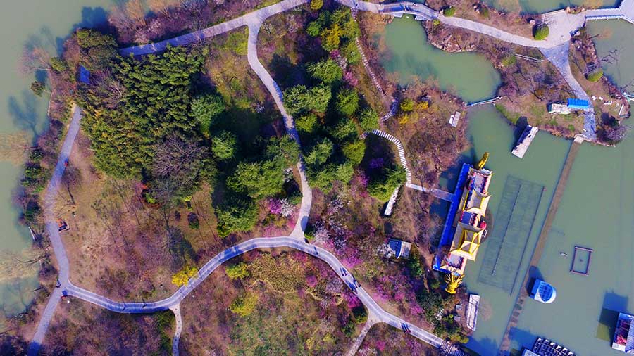Aerial photos of Wanhua Park scenery in E China