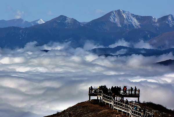Tourism bankrolling Tibetan communities' development