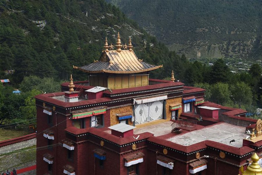 Lamaling Temple in Nyingchi city of SW China's Tibet