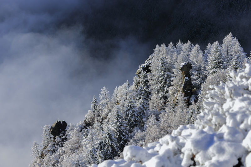 Serene scenery on snowy Luya Mountain