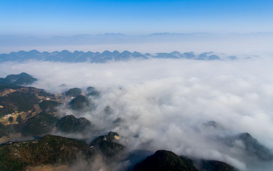 Sea of clouds scenery in Southwest China's Chongqing