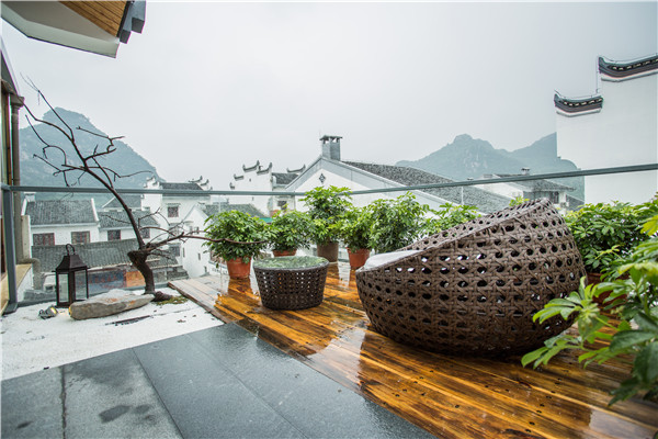Guilin's landscapes lure travelers looking for luxury<BR>