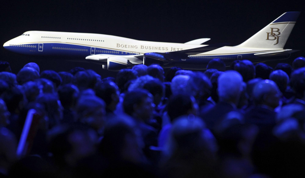 Boeing unveils new passenger plane 747-8 Intercontinental