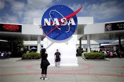 US budget ups support for commercial space flight