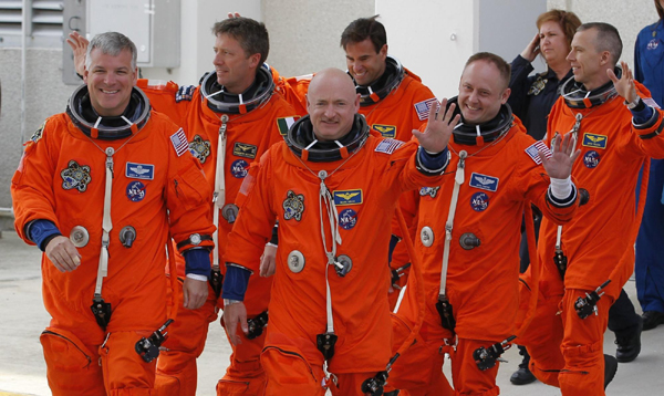 NASA delays space shuttle Endeavour's last launch