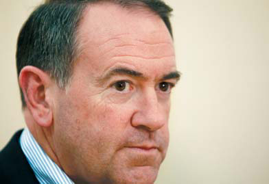 Republican Huckabee rules out 2012 White House run