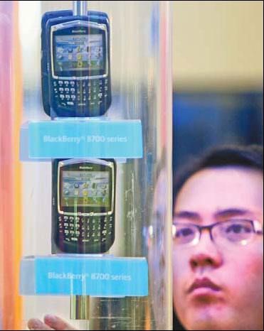 China Telecom to offer BlackBerry to its corporate clients