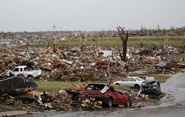 Monster tornado hits US