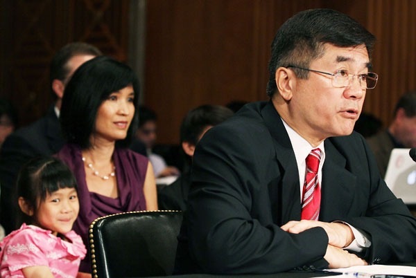 Locke breezes through Senate hearing