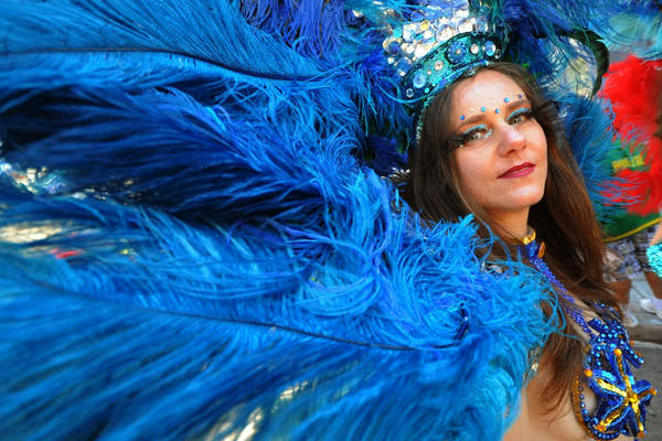 San Francisco Carnival Grand Parade kicks off