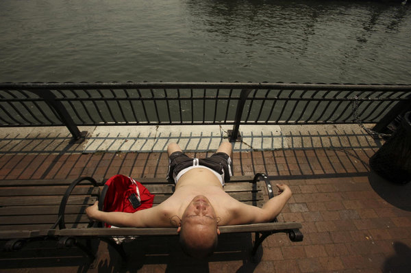 Heat wave bakes large part of US