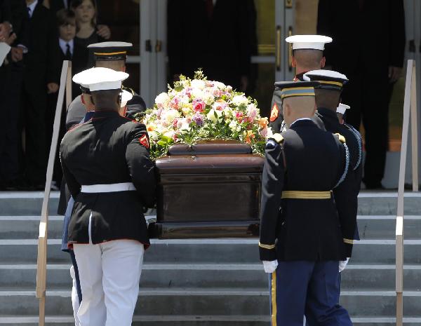 Betty Ford remembered at bipartisan memorial