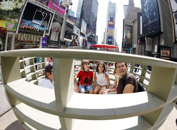'Meeting Bowls' in Times Square