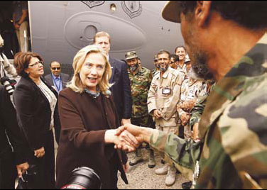 Clinton in Libya to meet NTC