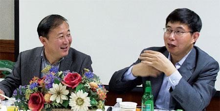 Chinese university leaders visit Texas to round-up some ideas