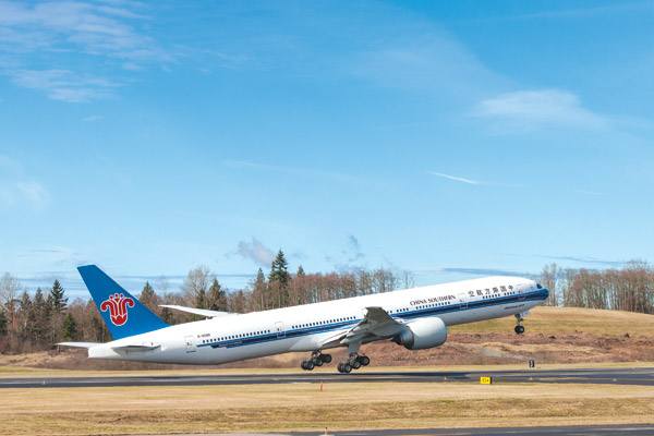 Airline receives its first Boeing 777-300